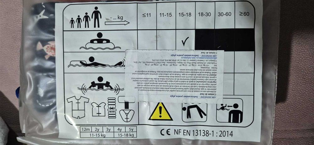 Costum baie inot flotabil Archimende, 4 ani (15-18 Kg)