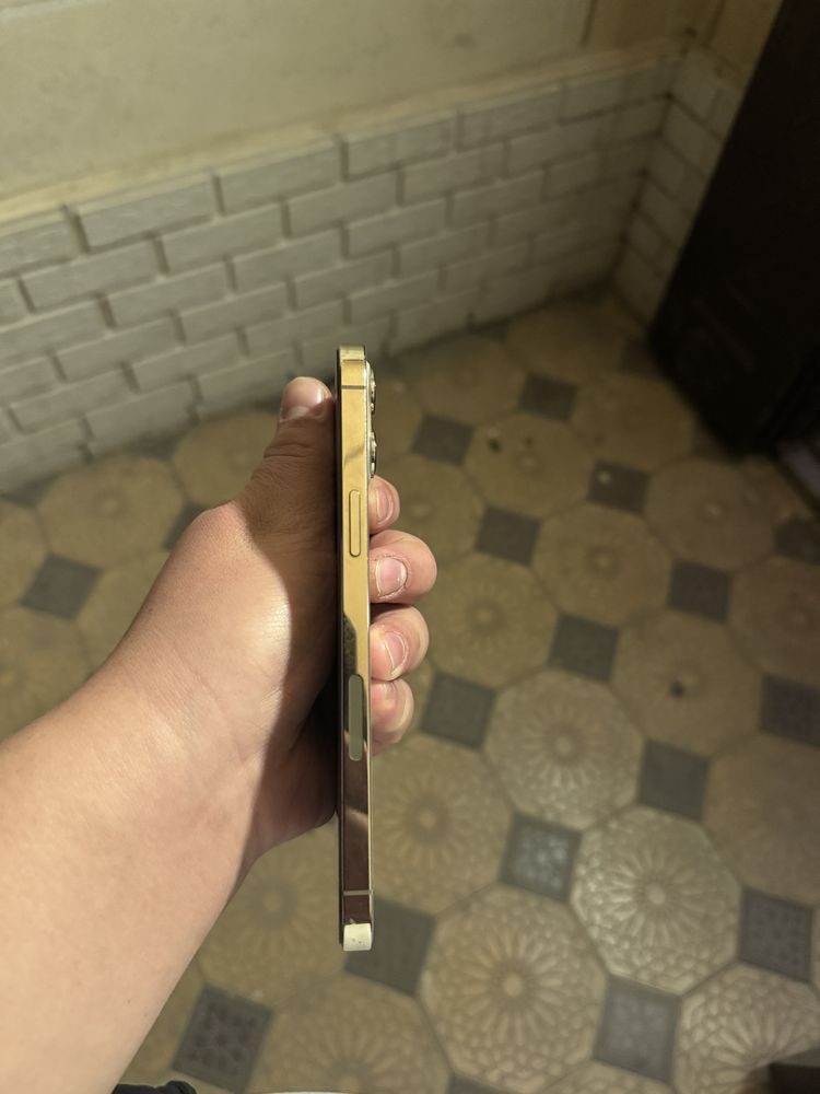 IPhone 12 pro max с гарантией
