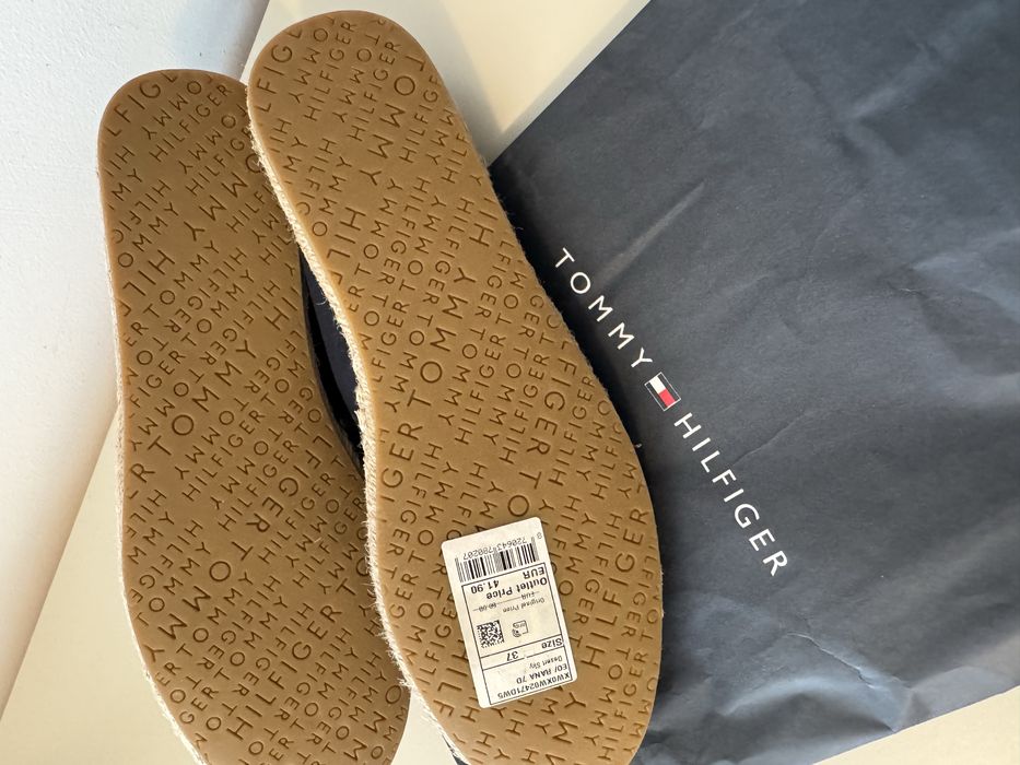 Espadrile noi Tommy Hilfiger