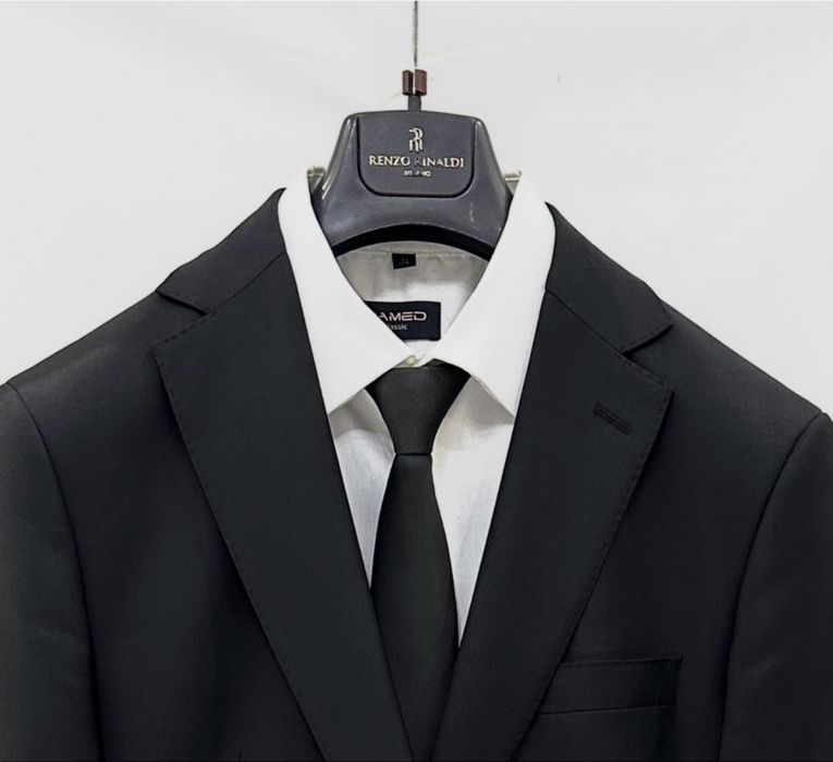 Мужской черный костюм Renzo Rinaldi Milano 50/6