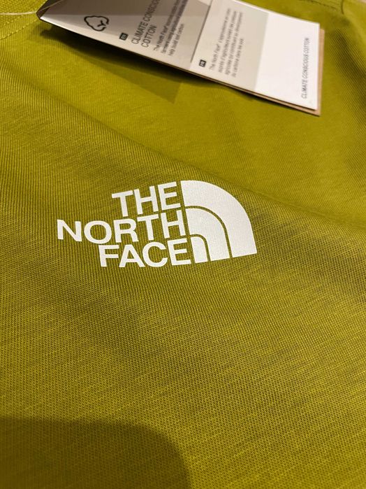 The North Face Red Box, ОРИГИНАЛНА тениска, цвят кахи , размер: L и XL