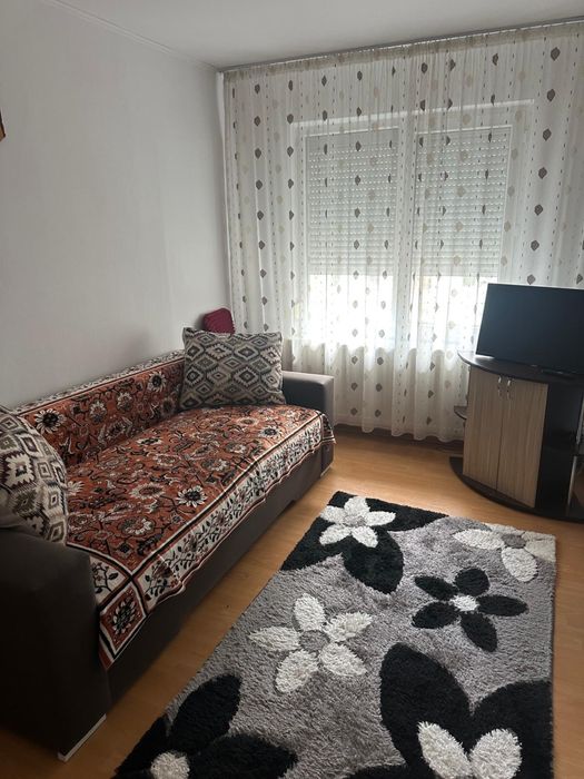 Apartament cu 3 camere
