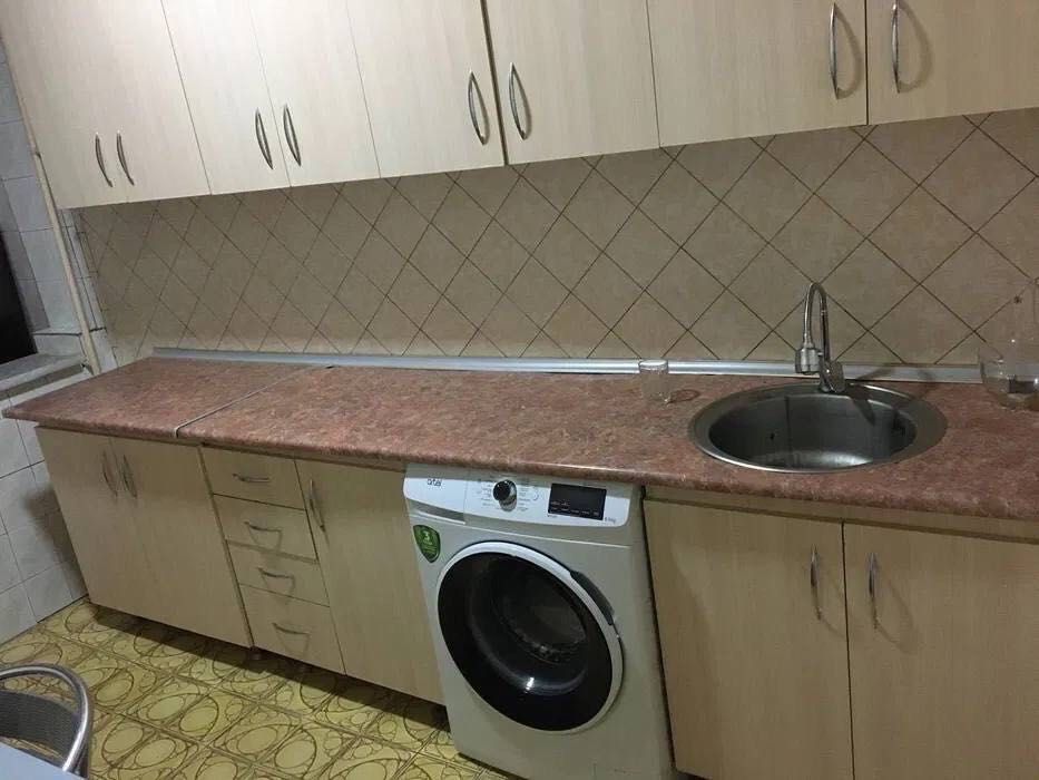 Arenda ijara metro Oybek va kosmonavtlar akuratniy 1 ta bola olamiz