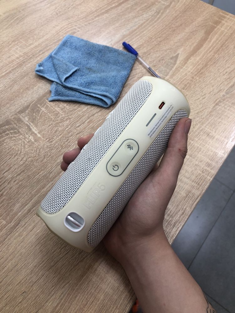 Jbl flip 5.