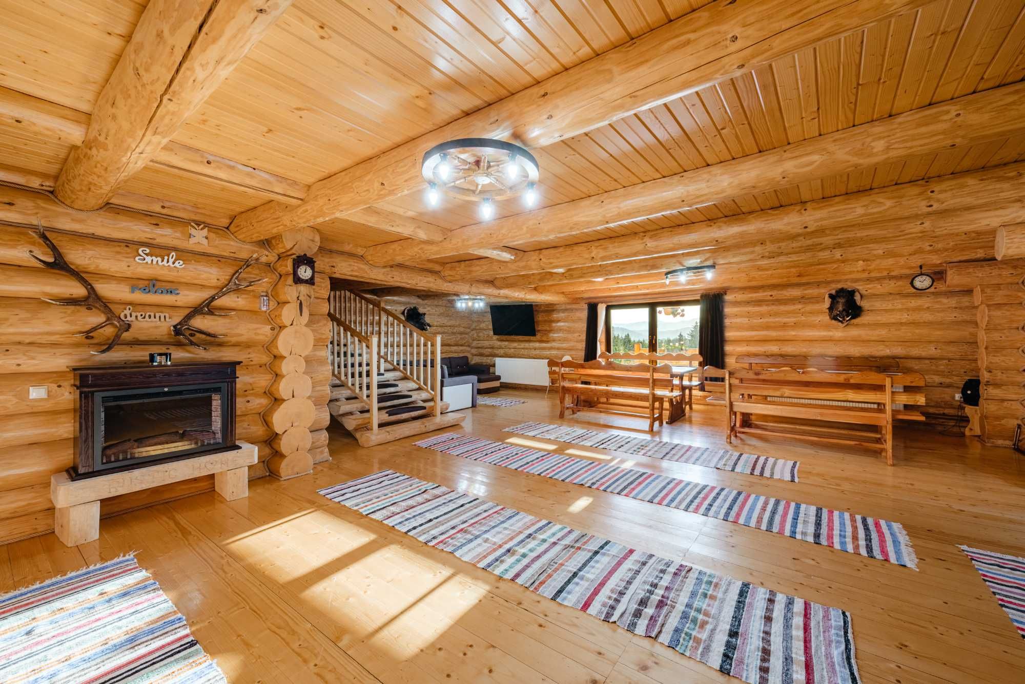 Cabană cu piscină Rustic Home