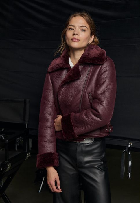 Яке Stradivarius бордо