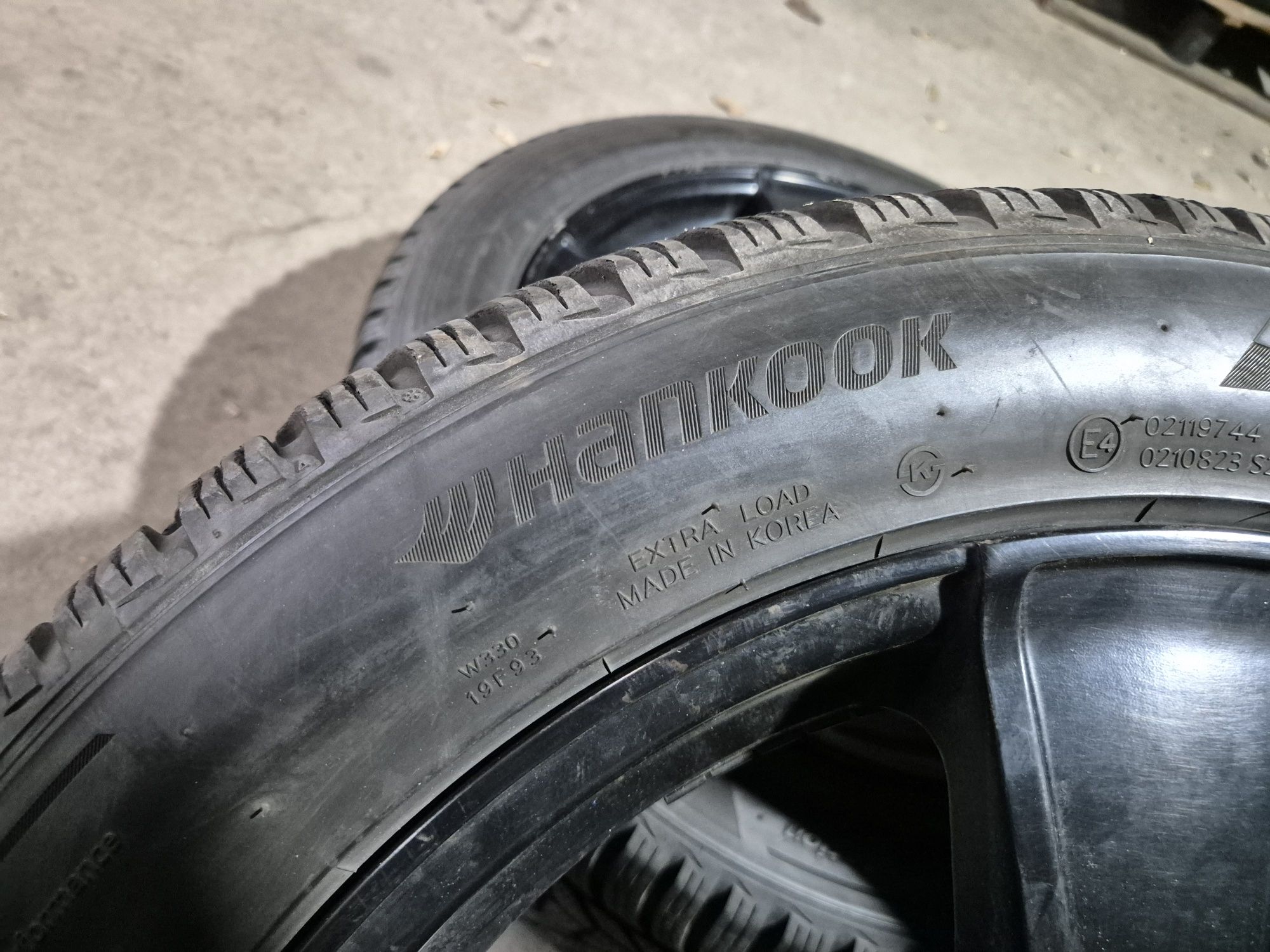 4бр. 255/45/18 гуми Hankook Winter icept evo3 зимни