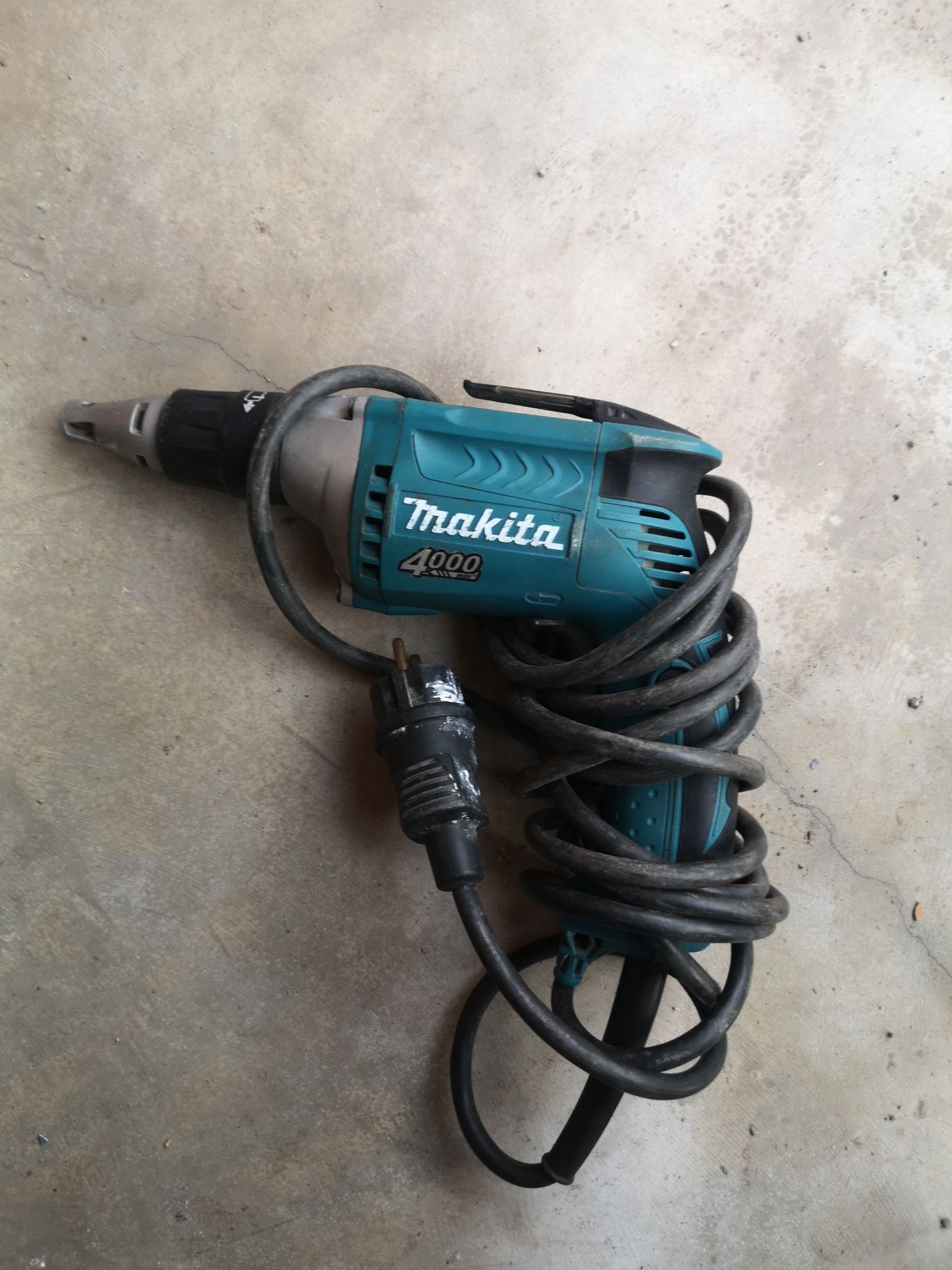 Makita FS4300 Винтоверт за Гипсокартон