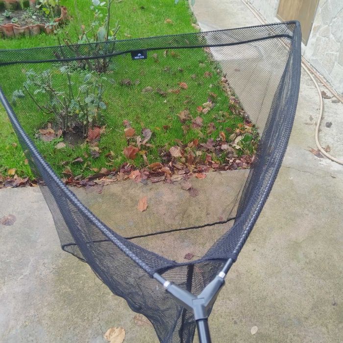 Нов шаранджийски кеп и използван телескопипен кеп