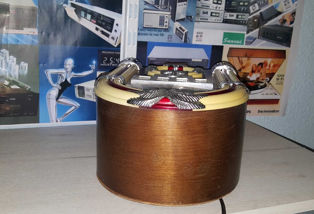Radio Tonomat Juke Box carcasa de lemn masiv (Germany)