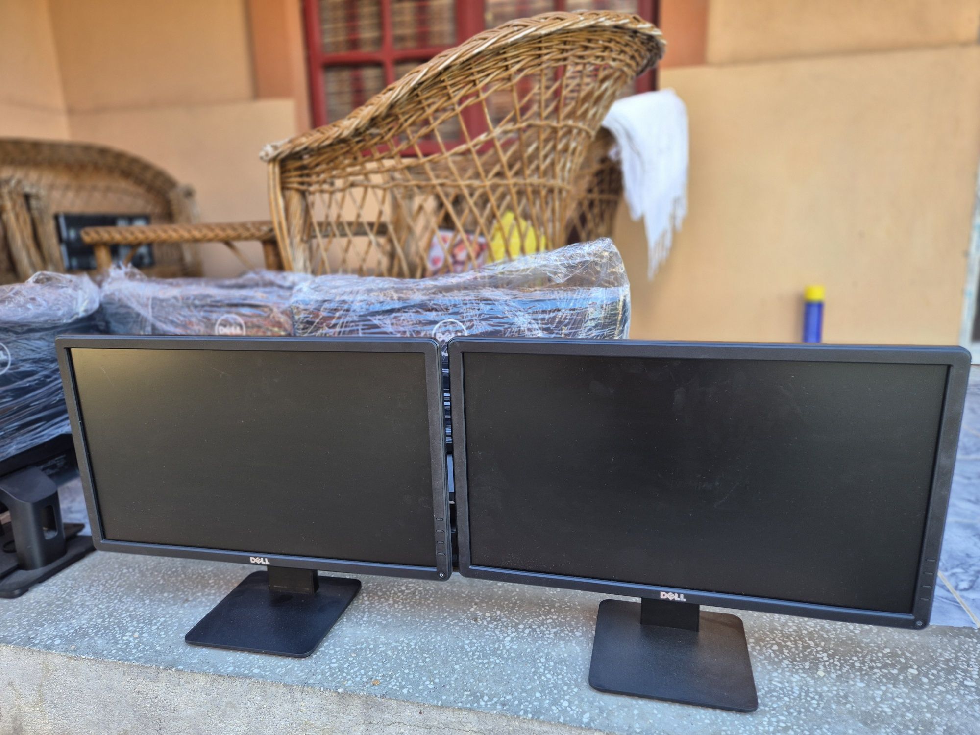 Calculator plus monitor