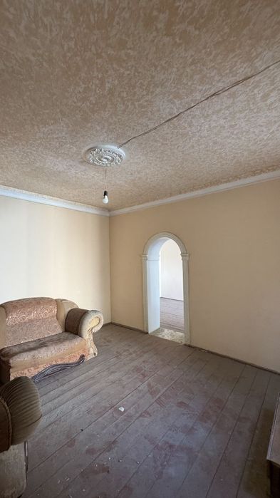 Срочно арзон  ховли сотилади