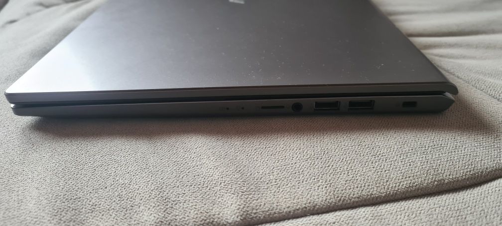 Asus Vivobook x515ja