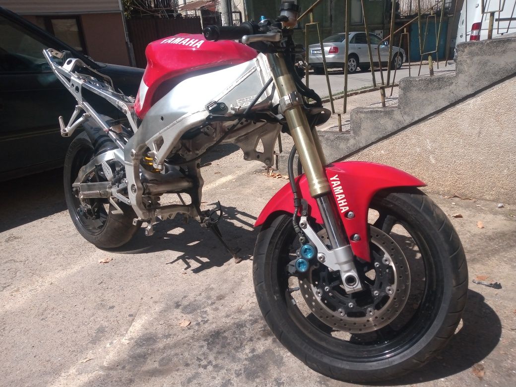 Yamaha R1 2001 на части