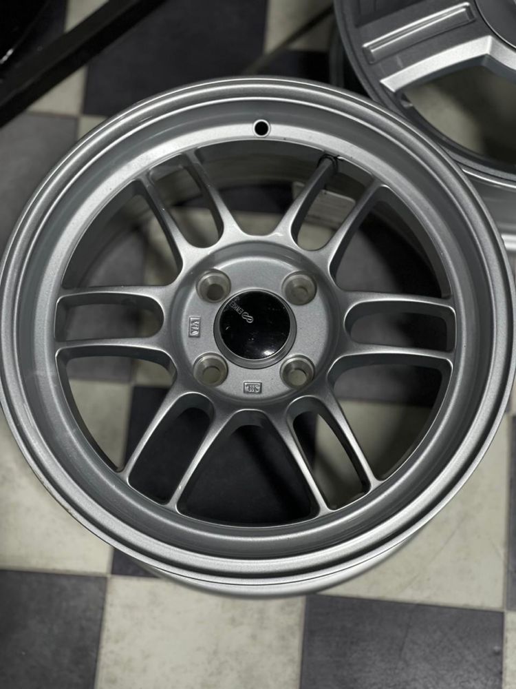 Продается комплект диск R15 4x100