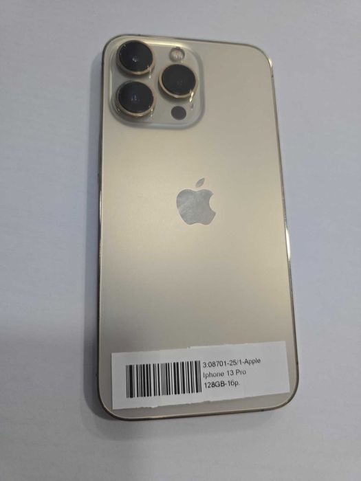 **ПЕРФЕКТЕН** iPhone 13 Pro - 128GB/ BH80%
