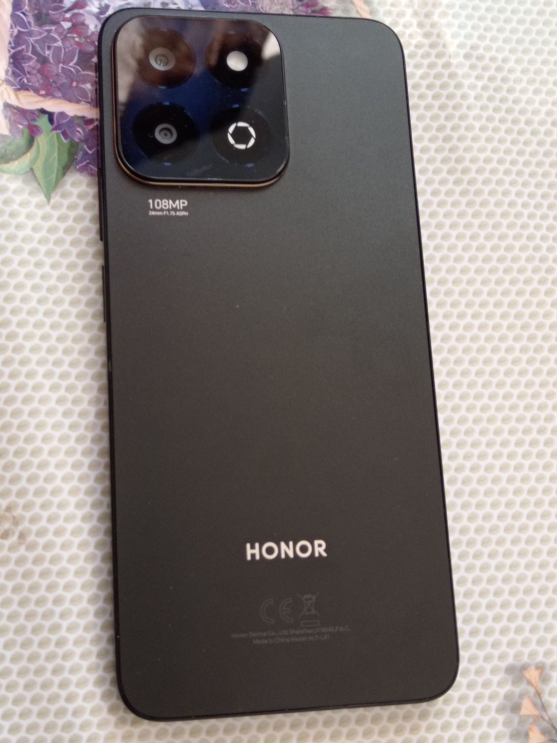 Honor 7 c sotiladi