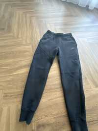 Pantaloni tech, marimea Xs adulti