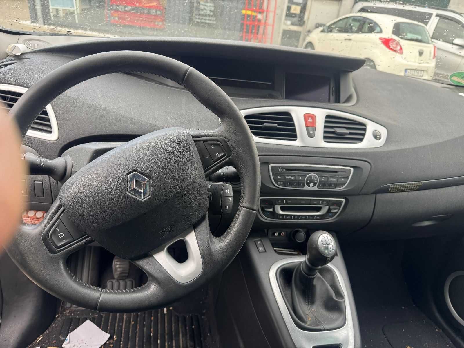 Piese Renault Grand Scenic 3 2010 bara fata faruri motor cutie jante