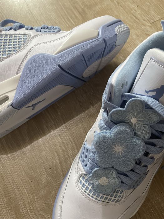 Jordan 4 forget me not