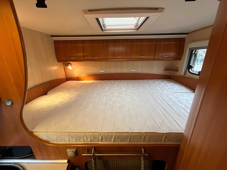 Autorulota HOBBY Ford - Semi-Integrata - Aer Conditionat - Solar