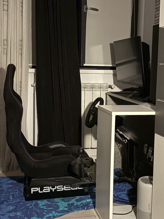 Rig Playseat Evolution si Logitech G920 full