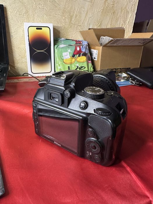 Nikon D3400 фотоапарат