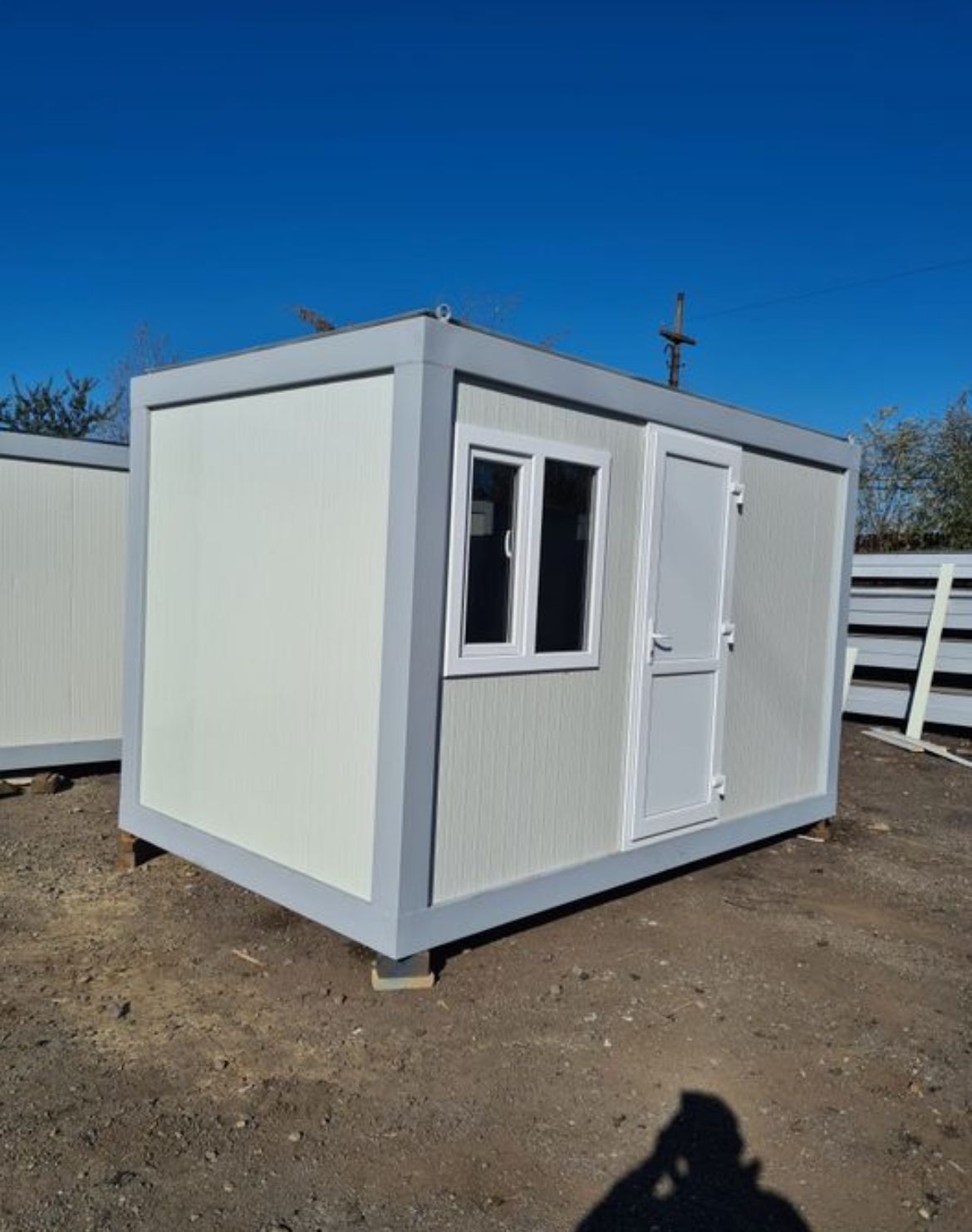 Container modular
