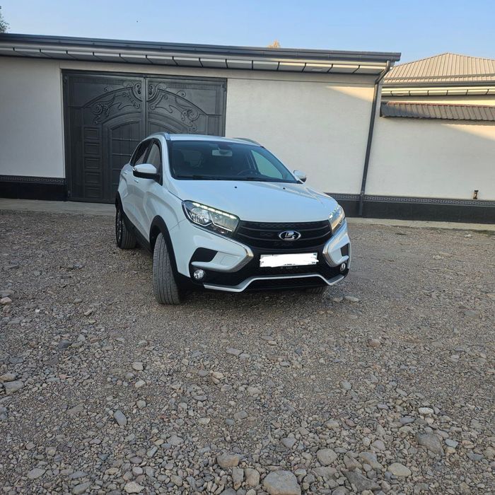 Lada X ray cross