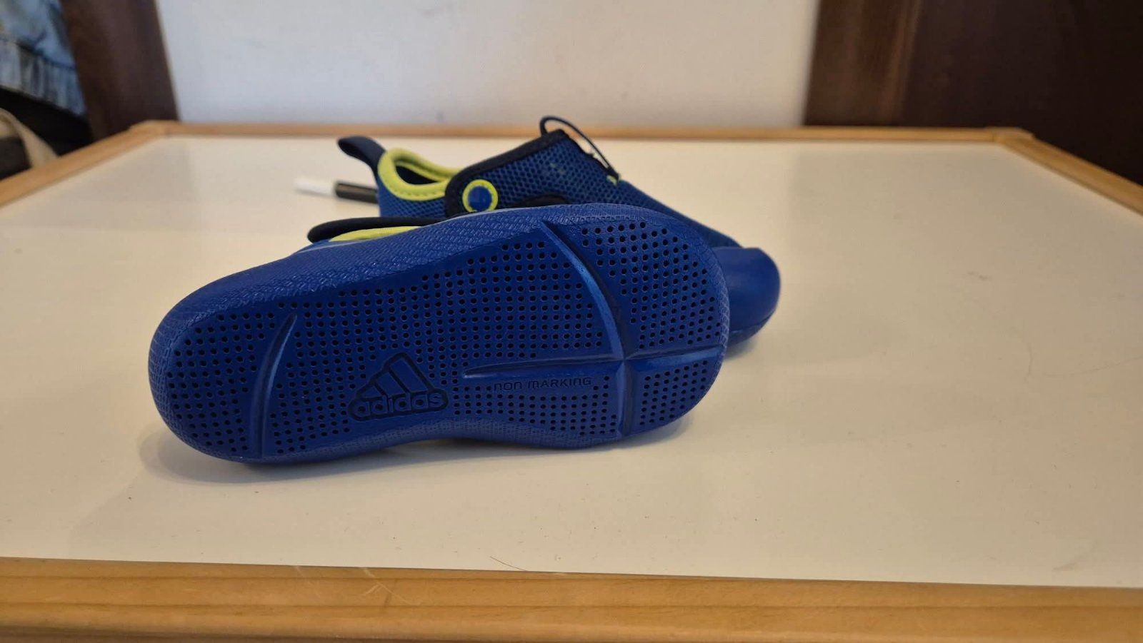 Детски сандали Adidas, н. 23