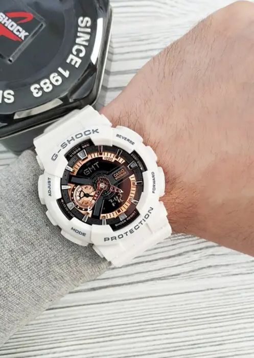 Часы Casio G-Shock GA-110RG-7AER