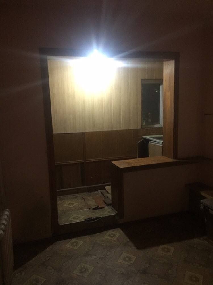 1 xonali uy sotiladi/1 комнатные квартира продаётся