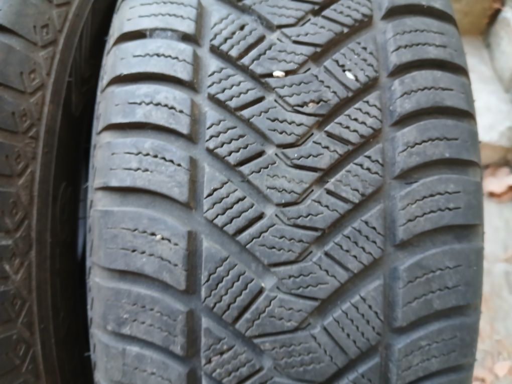 Всесезонни гуми 15цола Maxxis 215/65/15-7мм-грайфер