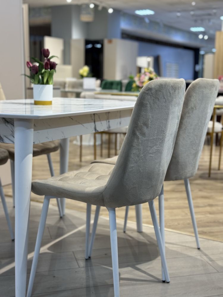 Комплект стол и стулья от Comfort Mebel