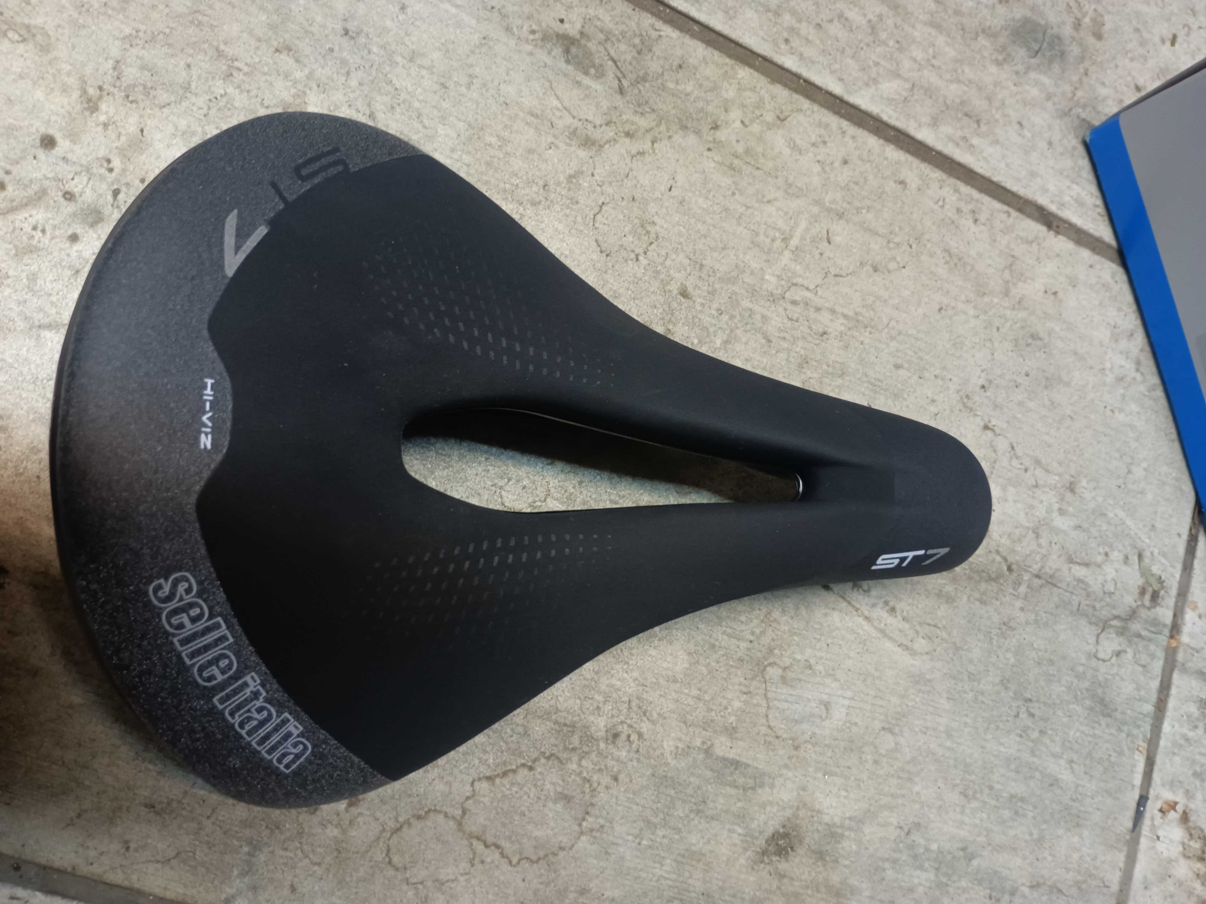 Selle Italia 
 ST7 Superflow