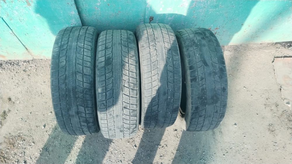 Продам шины TRIANGLE r15 185/65