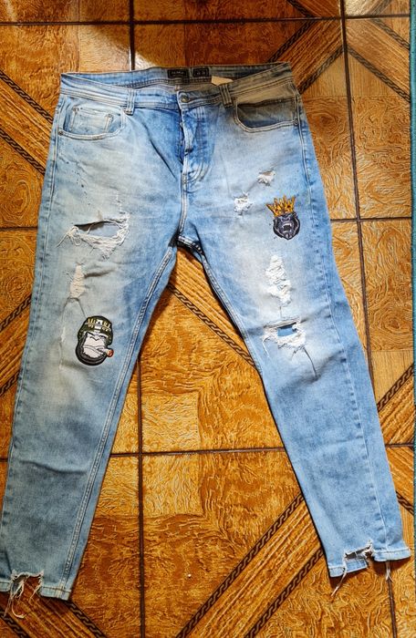 Blugi Pull&Bear marimea 48