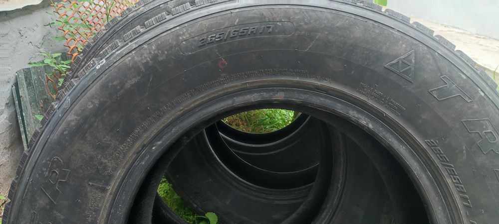 Авто шины всесезонные R-17