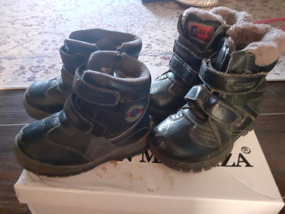 Продам детскую обувь.в хоршем состоянии.зима.на мальчика.