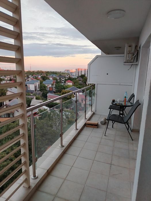 Particular închiriez Garsoniera 42 mp