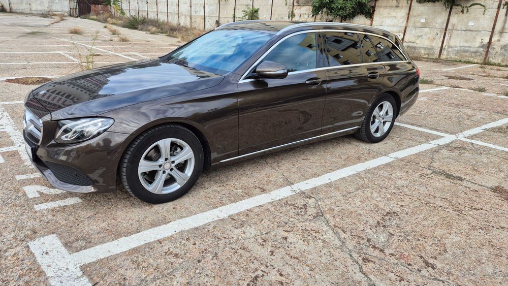Mercedes-Benz E 220d T-Modell, 194 CP