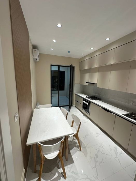 Сдаётся 3-х комнатная квартира в UzMakon