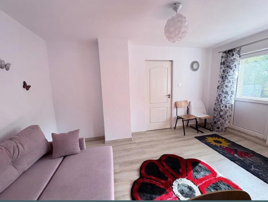 Garsoniera de vanzare