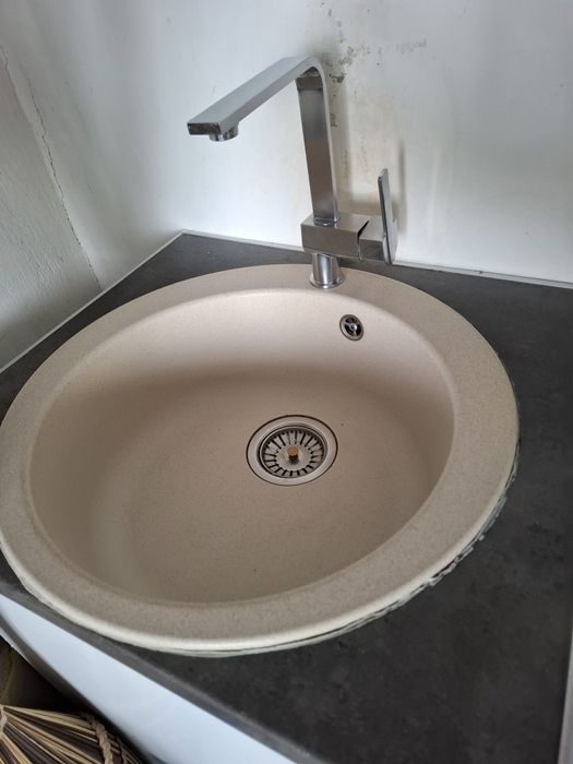 Masca bucatarie +ghiuveta si baterie
