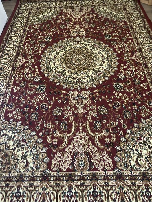 Продам ковры 2х3