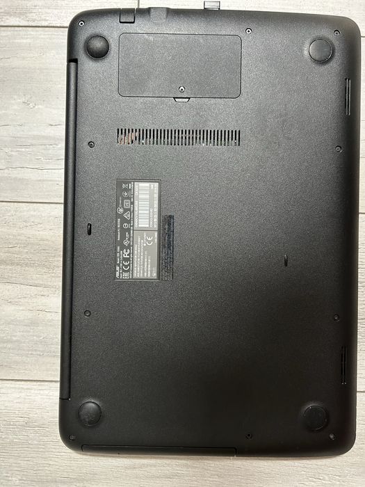 Laptop ASUS X556U