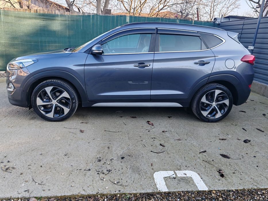 Hyundai Tucson Luxury Lane Passion Extra FuuL