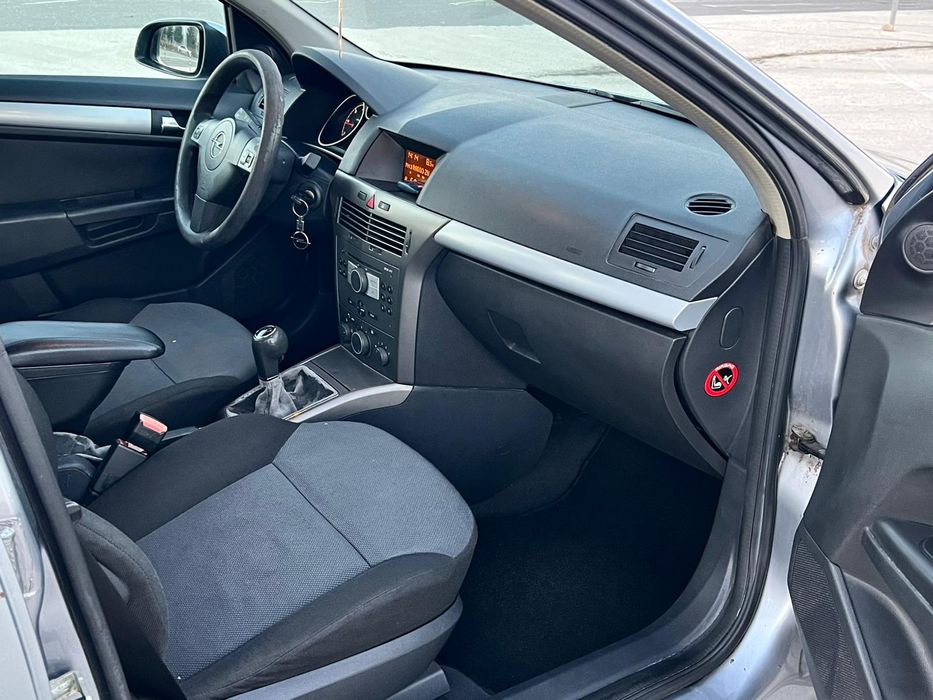 Opel astra H 1.7cdti