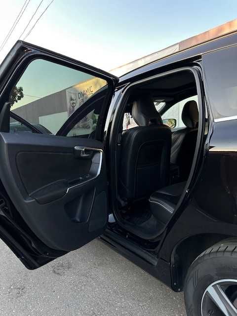 Volvo XC 60 RDesign 2,4. D5 AWD motor si cutie originale Suedia