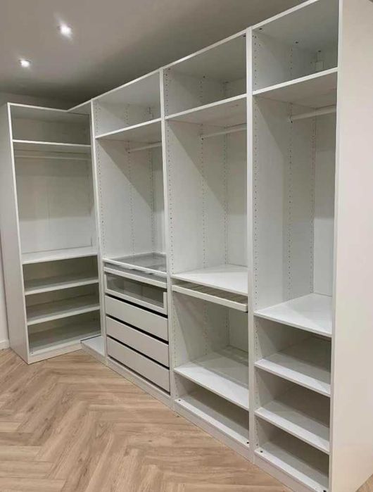 Servicii Profesionale de Tâmplărie, Montaj și Asamblare Mobilă